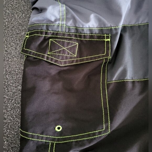 GIII Sports By Carl Banks Men's Board Shorts Size XL Blue Jays - Picture 8 of 11